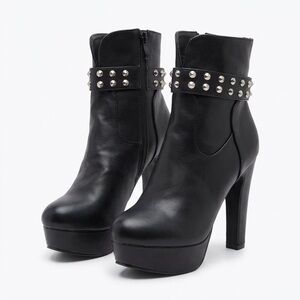 Elegant Black Studded Heeled Boots